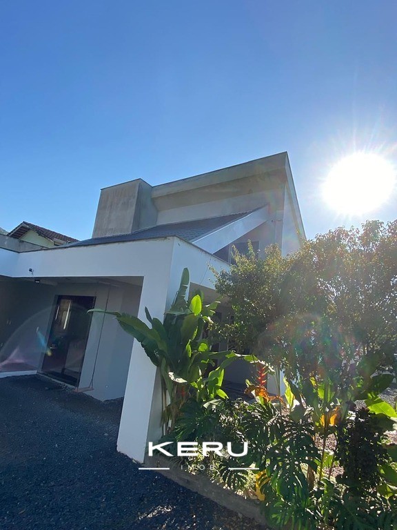 Casa moderna, com design arquitetônico exclusivo — foto 10