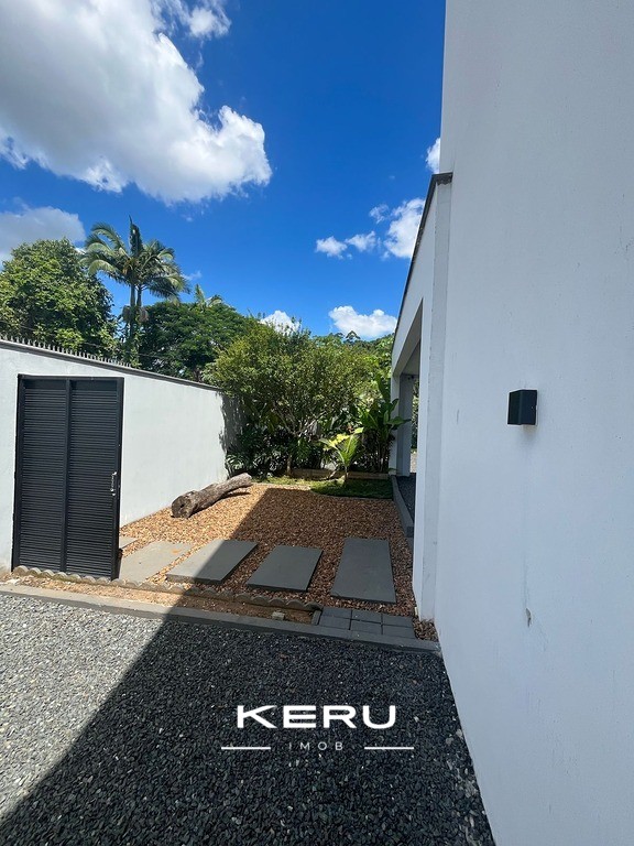 Casa moderna, com design arquitetônico exclusivo — foto 11