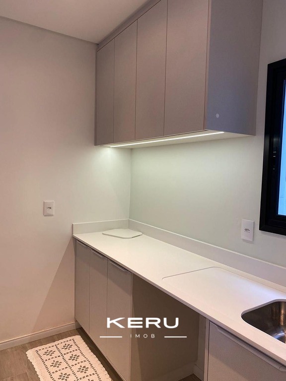 Casa moderna, com design arquitetônico exclusivo — foto 22
