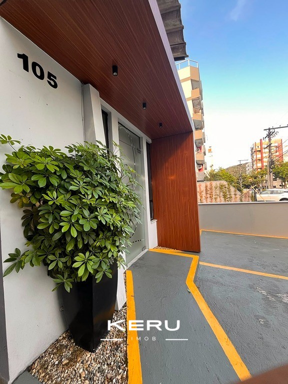Sala Comercial de 90 m² para Locação no Bairro Amé