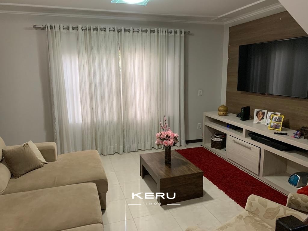 Casa com 03 quartos Bairro Floresta — foto 4