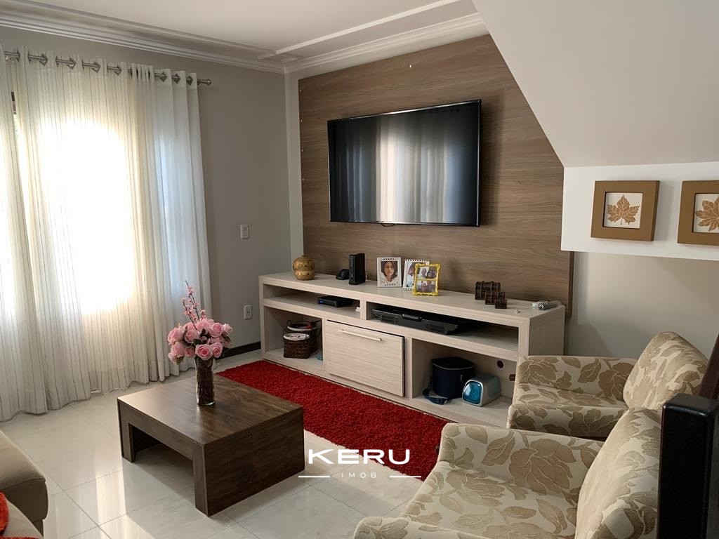 Casa com 03 quartos Bairro Floresta — foto 5