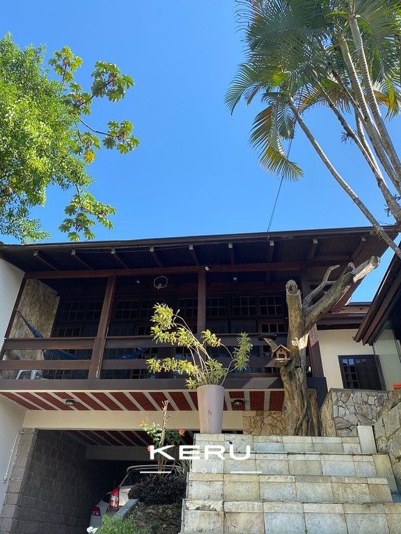 CASA DE ALTO PADRÃO NO BAIRRO FLORESTA — foto 2
