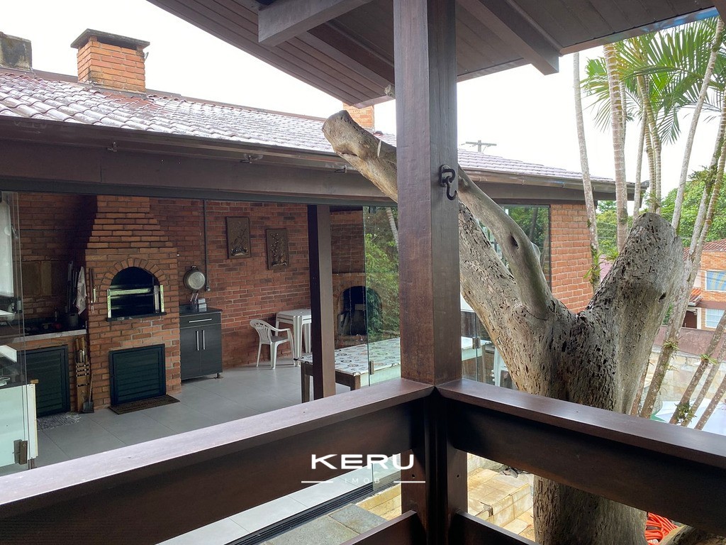 CASA DE ALTO PADRÃO NO BAIRRO FLORESTA — foto 5